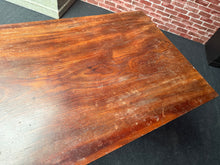 Load image into Gallery viewer, Dining Table