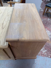 Load image into Gallery viewer, Stripped Satinwood Chest Of Drawers