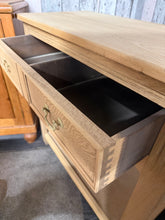 Load image into Gallery viewer, Stripped Oak Hall Table