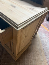 Load image into Gallery viewer, Solid Pine Sideboard