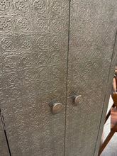 Load image into Gallery viewer, Middle Eastern Style Cupboard