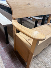 Load image into Gallery viewer, Vintage Pine Bench