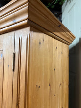 Load image into Gallery viewer, Pine Wardrobe