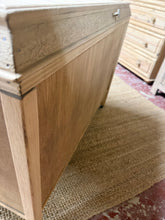 Load image into Gallery viewer, Stripped Oak Blanket Box