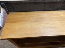 Load image into Gallery viewer, Oak Bookcase