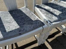 Load image into Gallery viewer, 4 x Chairs