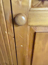 Load image into Gallery viewer, Single Pine Wardrobe