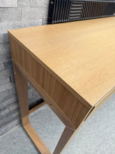 Load image into Gallery viewer, Dressing Table