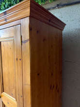 Load image into Gallery viewer, Solid Pine Wardrobe