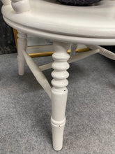 Load image into Gallery viewer, Nursing Chair