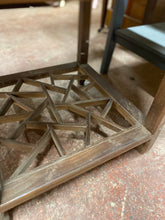 Load image into Gallery viewer, Wooden Plant Stand