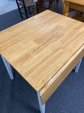 Load image into Gallery viewer, Drop Leaf Table