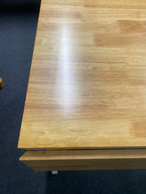 Load image into Gallery viewer, Drop Leaf Table