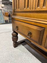 Load image into Gallery viewer, Oak Blanket Box