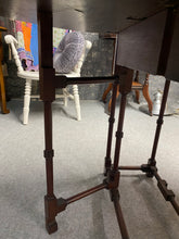 Load image into Gallery viewer, Small Gate Leg Table