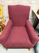 Load image into Gallery viewer, Edwardian English Armchair