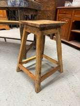 Load image into Gallery viewer, Wooden Stool