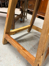 Load image into Gallery viewer, Wooden Stool