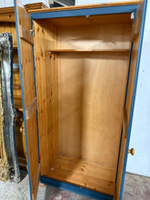 Load image into Gallery viewer, Deep Blue Wardrobe