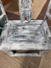 Load image into Gallery viewer, White Washed Carver