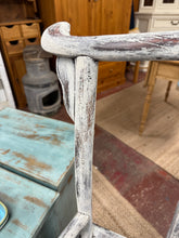 Load image into Gallery viewer, White Washed Carver