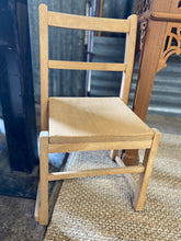 Load image into Gallery viewer, Oak Childs Chair