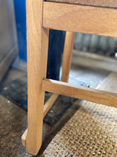 Load image into Gallery viewer, Oak Childs Chair