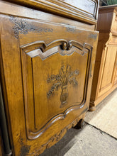 Load image into Gallery viewer, French Side Table