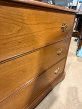 Load image into Gallery viewer, Chest Of Drawers