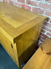 Load image into Gallery viewer, Oak Cupboard