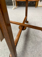 Load image into Gallery viewer, Foldaway Occasional Table