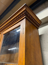 Load image into Gallery viewer, Oak Dresser