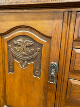 Load image into Gallery viewer, Oak Dresser