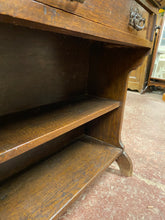 Load image into Gallery viewer, Oak Arts & Crafts Bureau