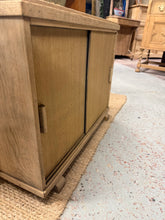Load image into Gallery viewer, Oak Cupboard