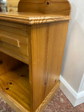 Load image into Gallery viewer, Pine Bedside