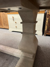 Load image into Gallery viewer, Pine White Washed Table