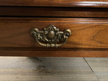 Load image into Gallery viewer, Wooden Side Table