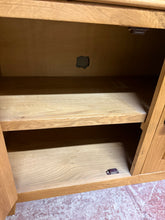 Load image into Gallery viewer, Oak Sideboard