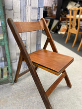 Load image into Gallery viewer, Vintage Folding Chair