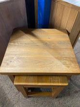 Load image into Gallery viewer, Oak Nest Of Tables