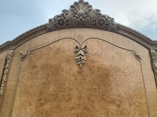 Load image into Gallery viewer, French Style Compactum