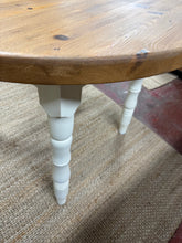 Load image into Gallery viewer, Country Pine Dining Table
