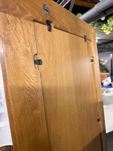 Load image into Gallery viewer, Oak Furniture Land Mirror
