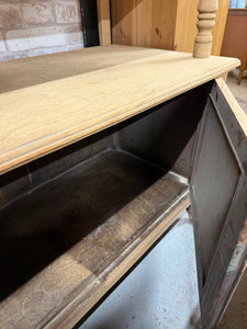 Oak Buffet