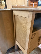 Load image into Gallery viewer, Oak Cupboard
