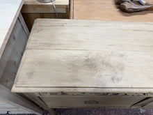 Load image into Gallery viewer, Stripped Oak Hall Table

