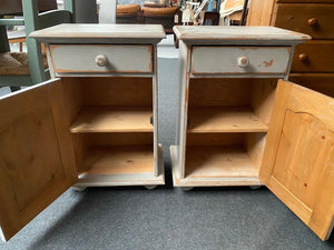 2 x Distressed Bedsides
