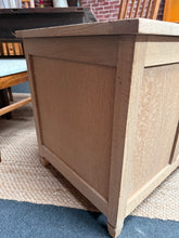 Load image into Gallery viewer, Stripped Oak Blanket Box
