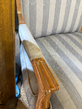 Load image into Gallery viewer, Continental Lounge Chair
